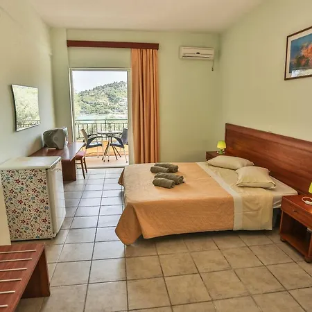 Hotel Amfitriti & Lakka (Paxos)