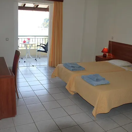 Hotel Amfitriti &