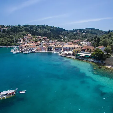 Amfitriti & 3* Lakka (Paxos)