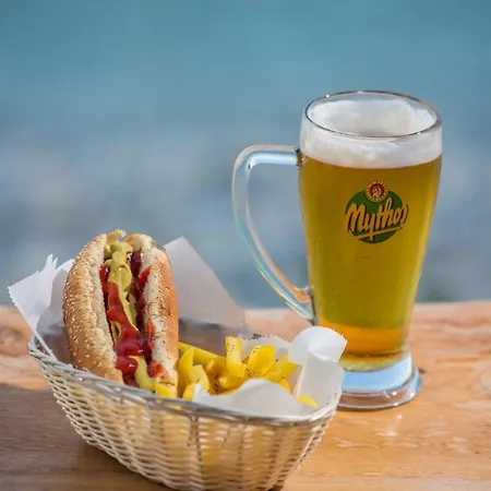 Amfitriti & 3* 락카