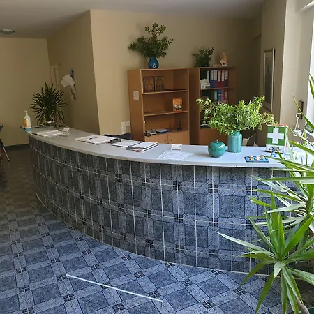 Amfitriti & 3* 락카