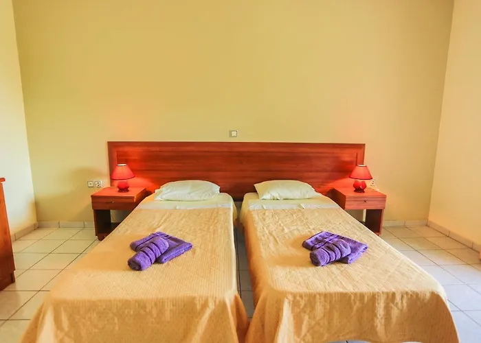 Amfitriti & Hotel Lákka