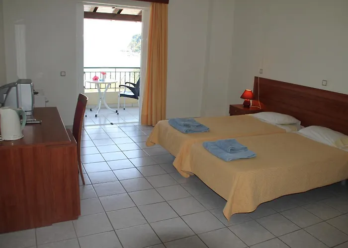 Hotel Amfitriti &