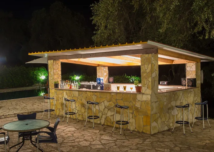 Hotel Amfitriti &