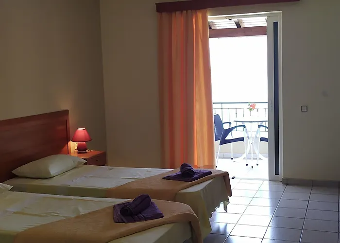 Hotel Amfitriti & 3*