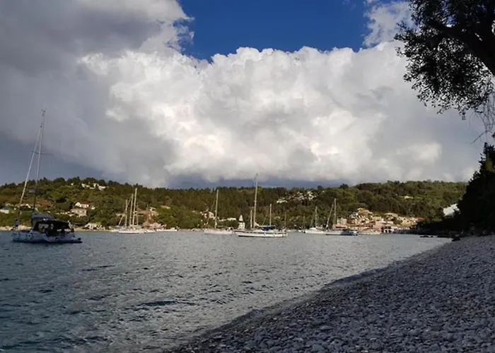 Hotel Amfitriti &